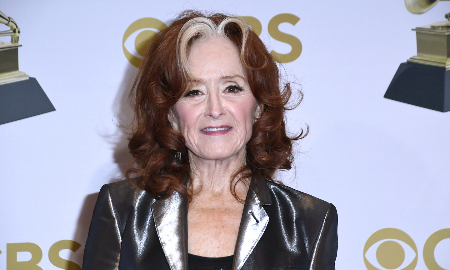Watch Bonnie Raitt Win Song Of The Year For Just Like That