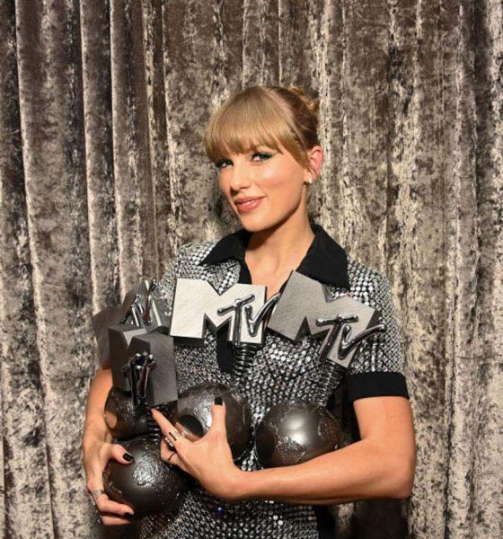 Taylor-Swift-2022-MYV-Europe-Music-Awards
