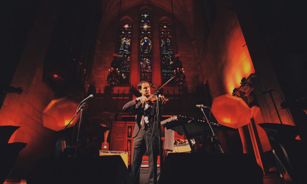 Andrew Bird - Foto: Andrew Bird - Foto: Andrew Bird - Foto: Andrew Bird - Foto: Jesse Lirola (per gentile concessione di Shore Fire Media)