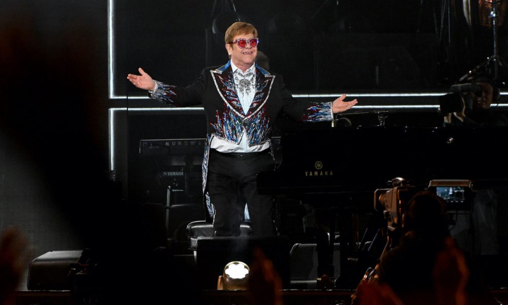 Elton John Dodger Stadium - Photo: Michael Kovac/Getty Images