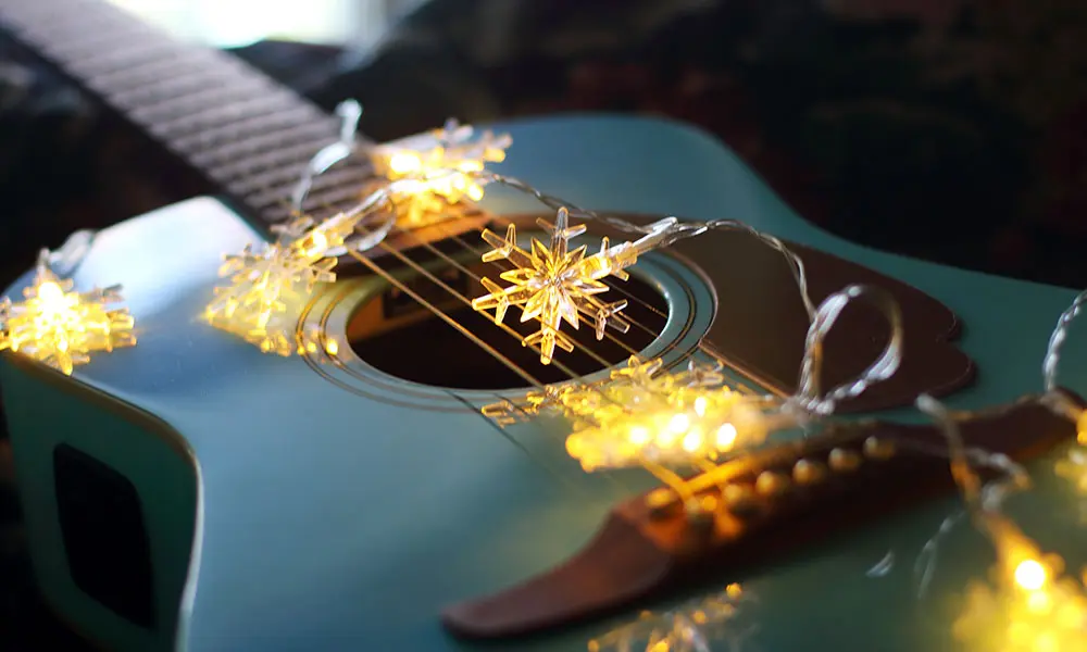 50 Modern Christmas Songs for Your Holiday Playlist