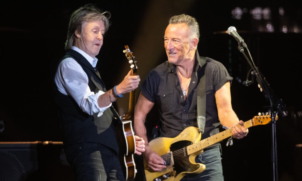 Paul McCartney e Bruce Springsteen - Foto: Samir Hussein/WireImage