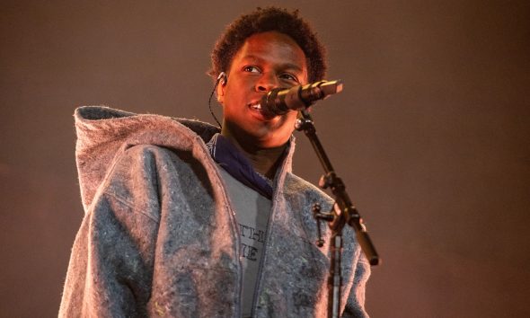 Daniel Caesar - Photo: Timothy Norris/Getty Images for Coachella