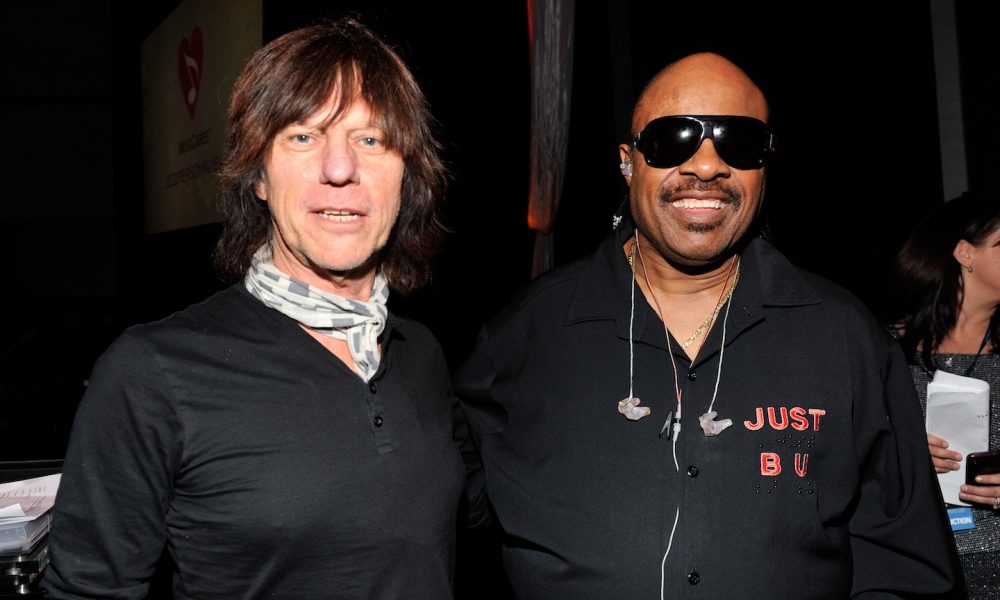 Jeff Beck and Stevie Wonder in 2011. Photo: Kevin Mazur/WireImage