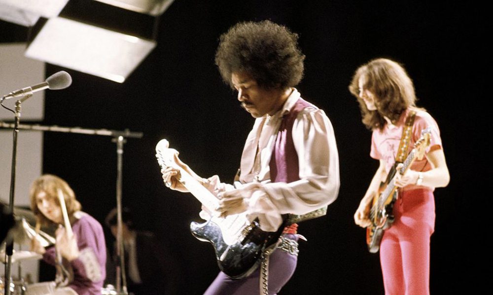 Jimi-Hendrix-Countr-Music-Hall-Of-Fame