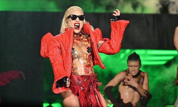 Lady Gaga – Photo: Samir Hussein/Getty Images for Live Nation
