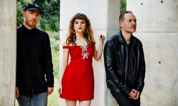CHVRCHES – Photo: Jess Gleeson (Courtesy of EMI Records)