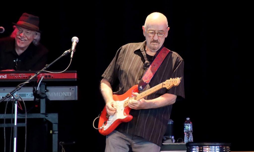 Dave Mason S Endangered Species Tour Includes CMA Theater Stop Dave Mason GettyImages 1241598045 1024x614 