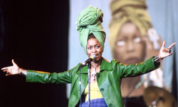 Erykah Badu – Photo: Tim Mosenfelder/Getty Images