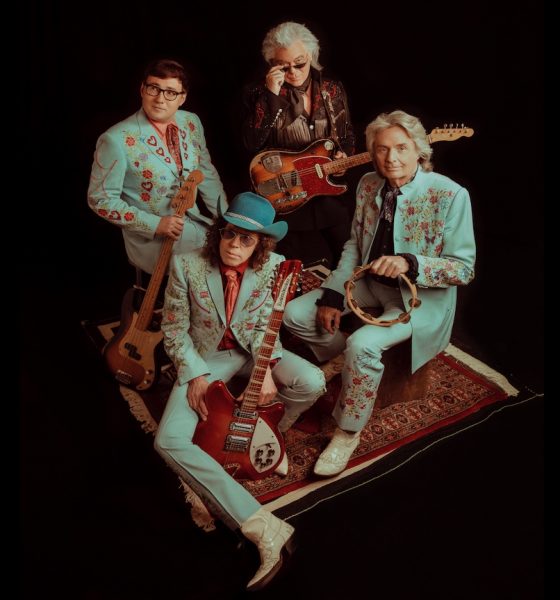 Marty Stuart and His Fabulous Superlatives 'Sitting Alone' artwork - Courtesy: Snakefarm