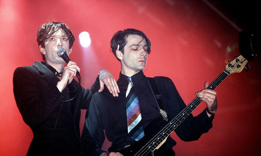 Steve-Mackey-Pulp-bassist-dies-56