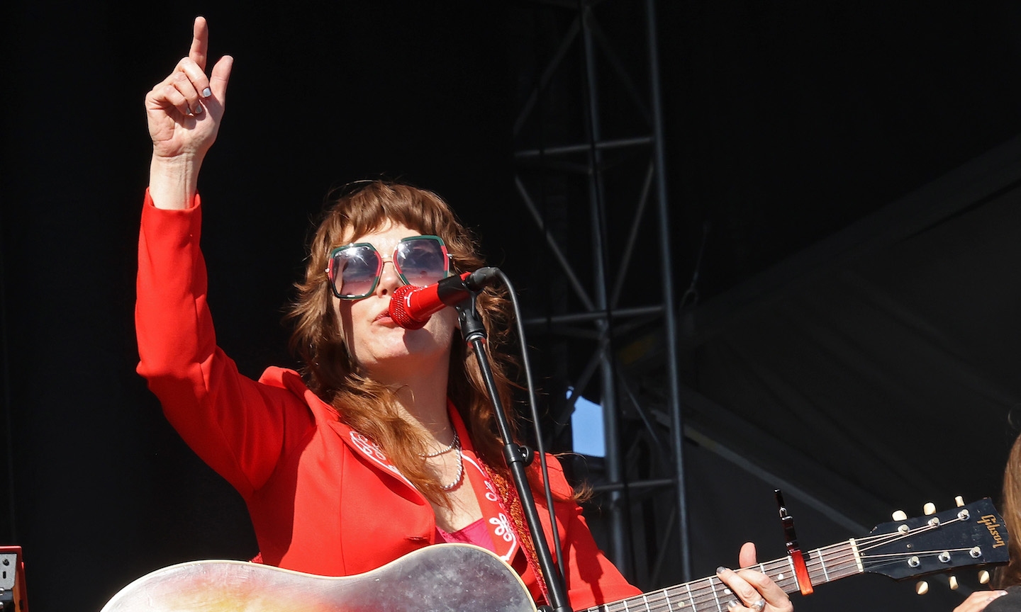 Jenny Lewis Returns With New Single ‘Giddy Up’