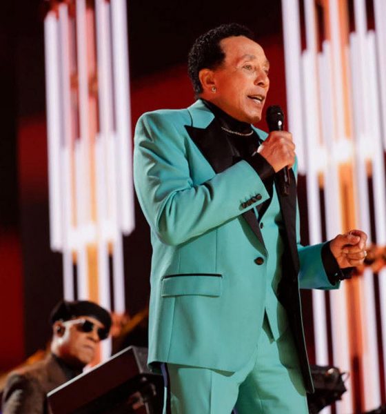 Smokey-Robinson-Homecoming-Detroit-Concert