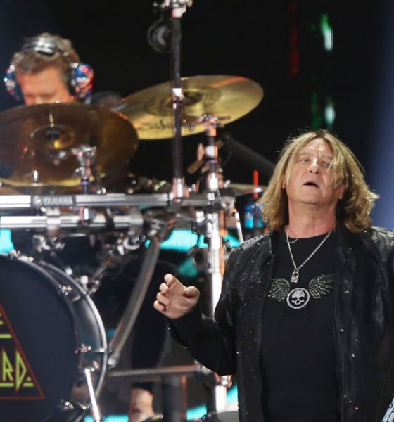 Def-Leppard-Video-BlogWorld-Tour
