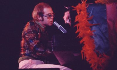 Elton John in 1974. Photo: Koh Hasebe/Shinko Music/Getty Images