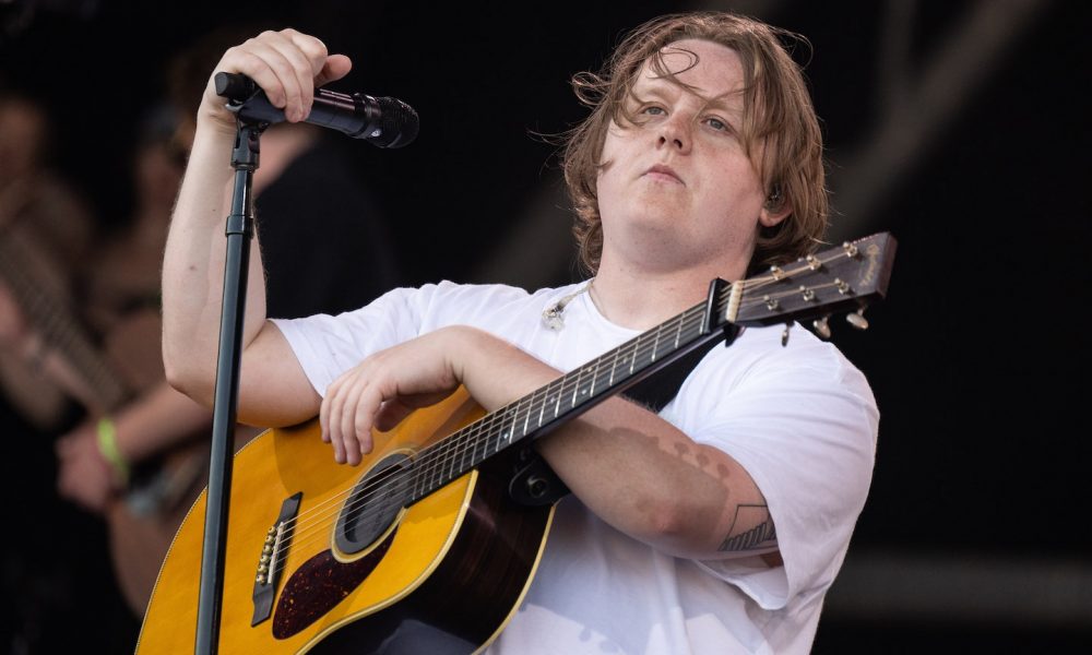 Lewis Capaldi - Photo: Harry Durrant/Getty Images