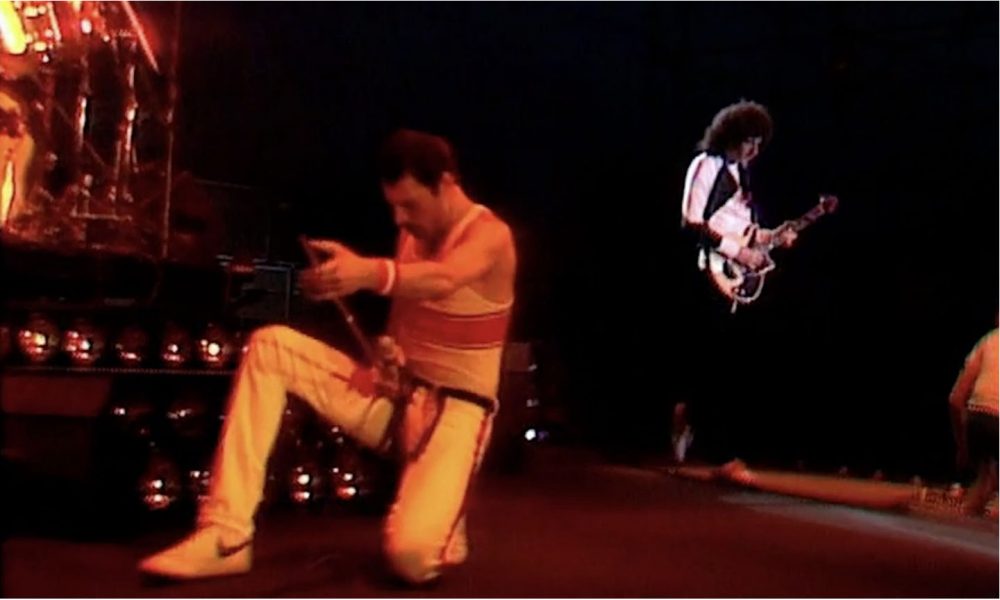 Queen-Dragon-Attack-Greatest-Live