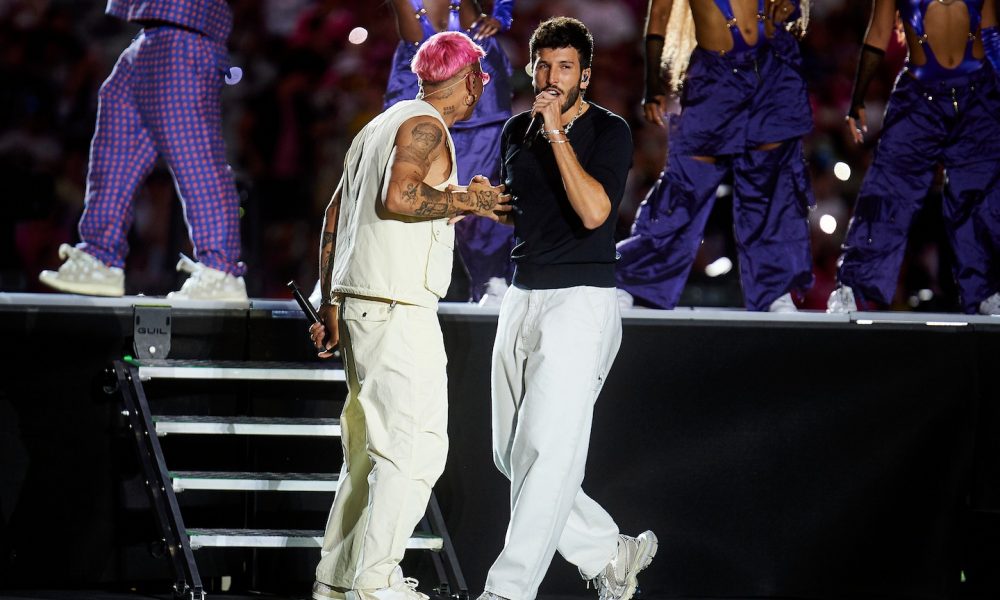 Beéle (L) and Sebastian Yatra (R) - Photo: Borja B. Hojas/Getty Images