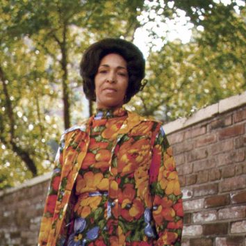 uDiscover Music image background