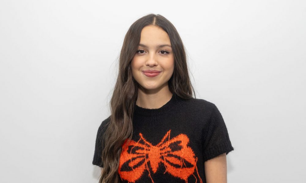 Olivia-Rodrigo-BRIT-Billion-Award