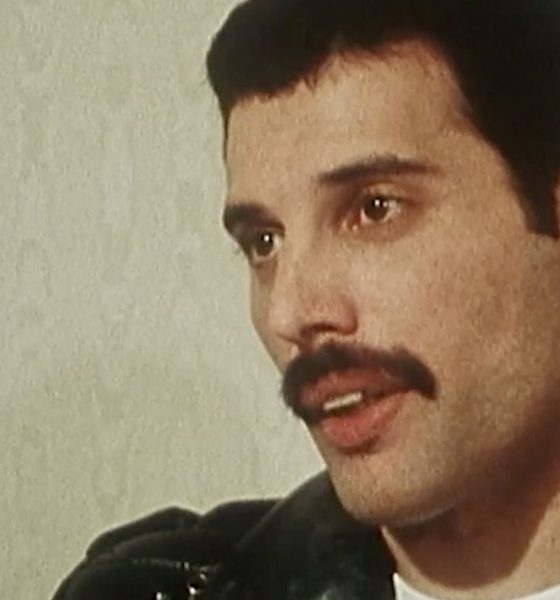 Freddie-Mercury-Queen-Greatest-Live-Episode-34