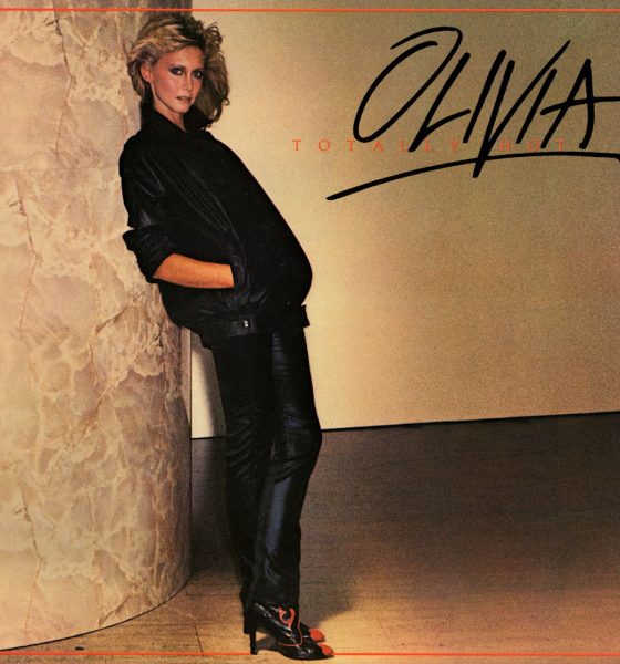 Olivia Newton-John 'Totally Hot' artwork - Courtesy: MCA/UMe