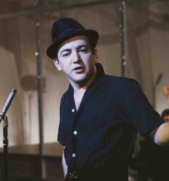 Bobby Darin on the set of 'The Ed Sullivan Show' in 1962. Photo: CBS Photo Archive/Getty Images