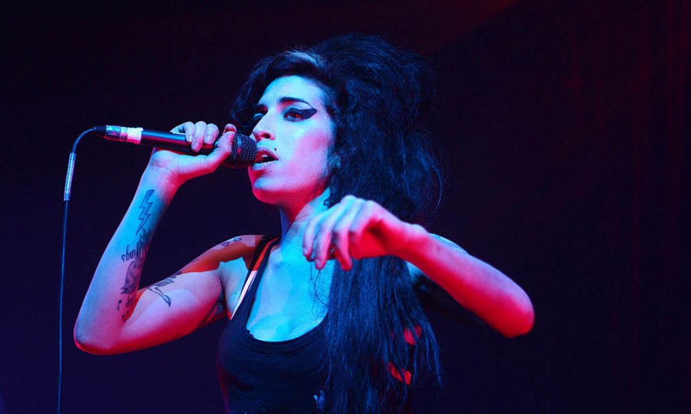 Amy-Winehouse-In-My-Bed-Unseen-Rushes