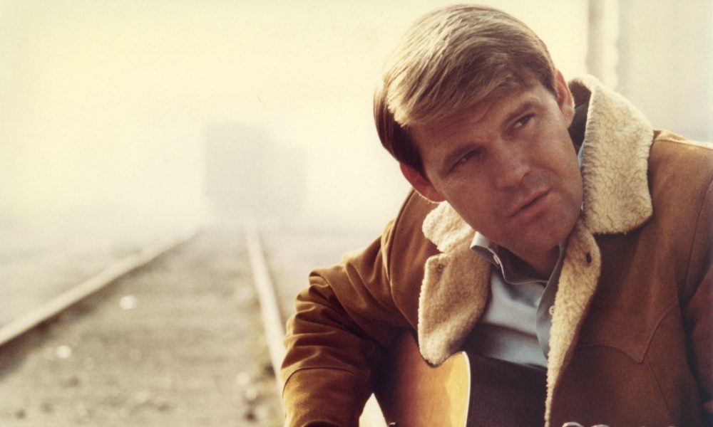 Glen Campbell - Photo: Donaldson Collection/Getty Images