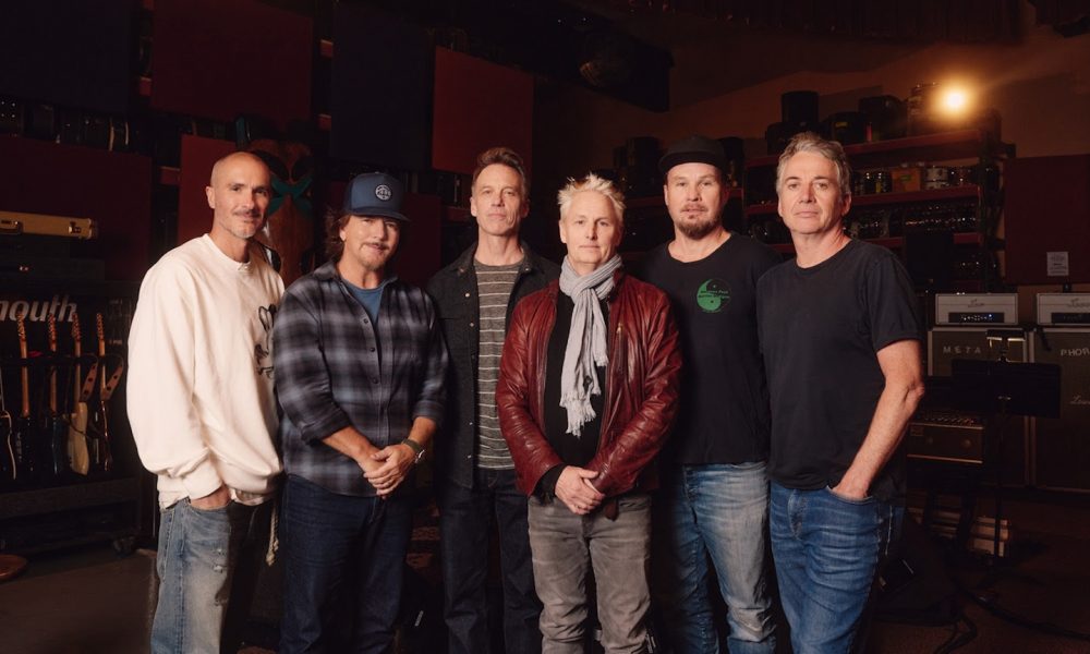 Pearl Jam and Zane Lowe - Photo: Courtesy of Republic Records