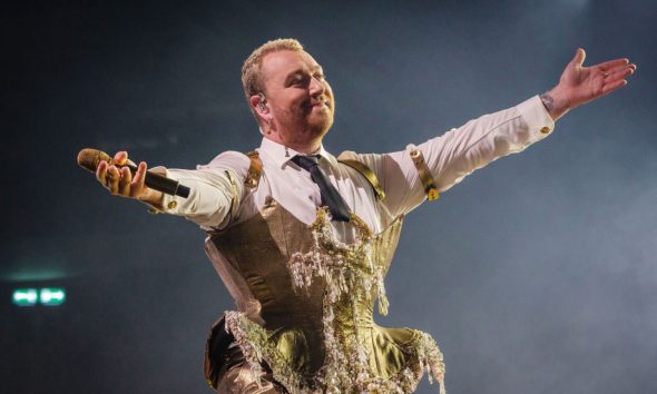 Sam-Smith-In-The-Lonely-Hour-Anniversary-Edition