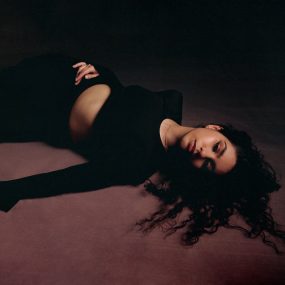 uDiscover Music image background