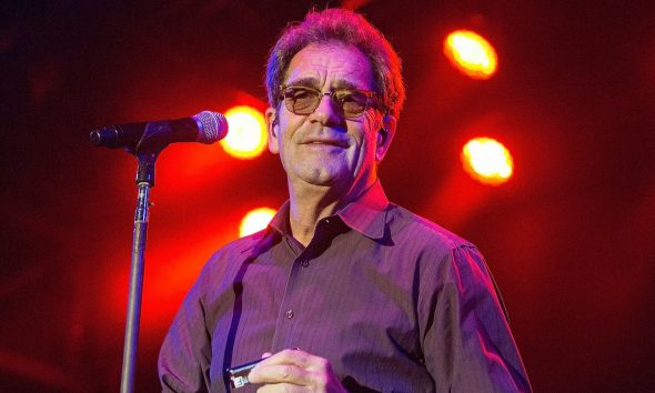 Huey Lewis – Photo: Daniel Knighton/Getty Images