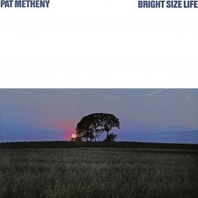 uDiscover Music image background