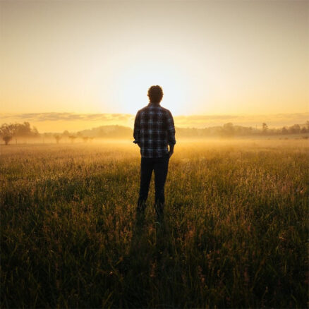 uDiscover Music image background