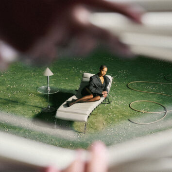 uDiscover Music image background