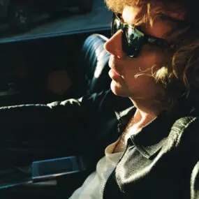 uDiscover Music image background