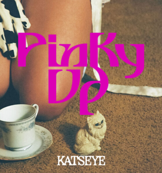 KATSEYE Pinky Up