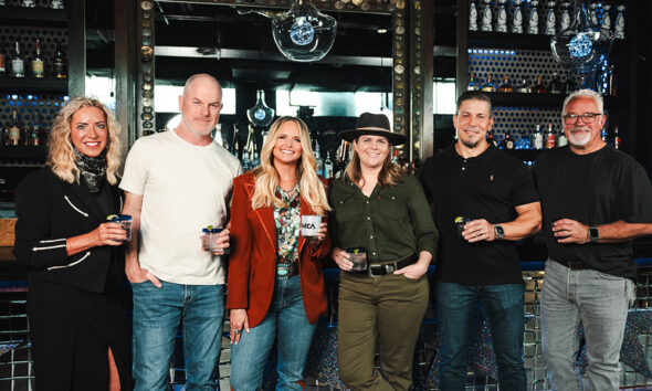 Miranda Lambert MCA Photo by Tyler Conrad courtesy of MCA