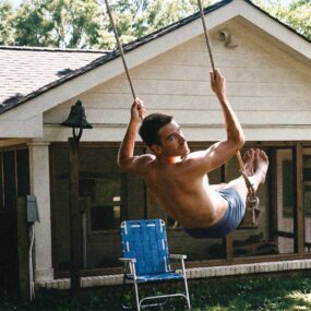 uDiscover Music image background
